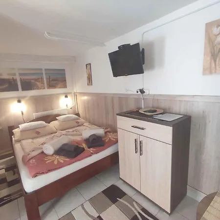 Studio In 45809 Apartment *